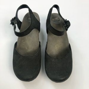 dansko Sam Black knit 37